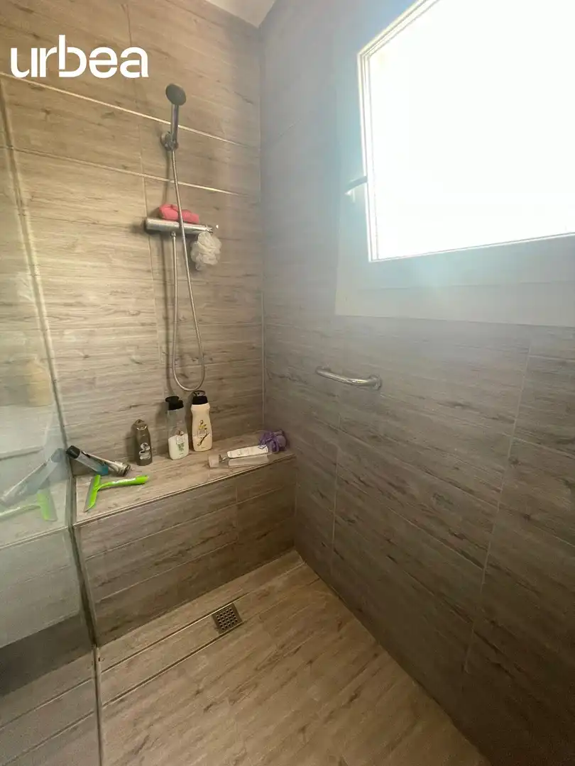 Baño de Finca rústica de alquiler en Málaga con Calefacción, Jardín privado y Terraza