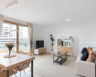 Sala d'estar de Apartament per a compartir en Badalona amb Aire condicionat i Terrassa
