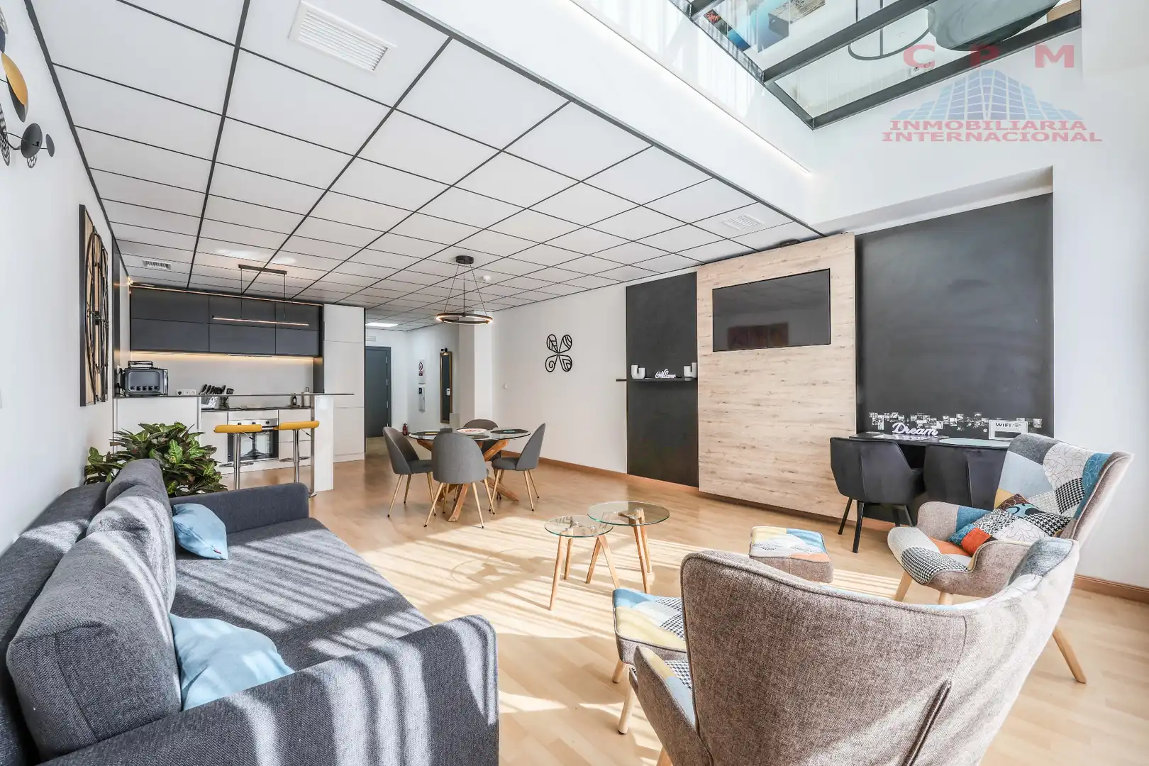 Living room of Duplexes for rent in Alcobendas  with Air Conditioner, Heating and Parquet flooring