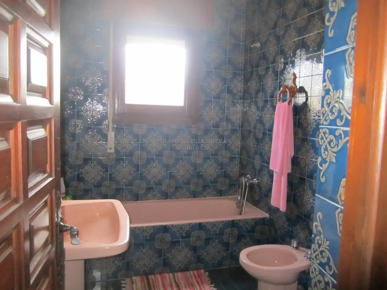 Baño de Casa o chalet de alquiler en Almería con Terraza y Amueblado