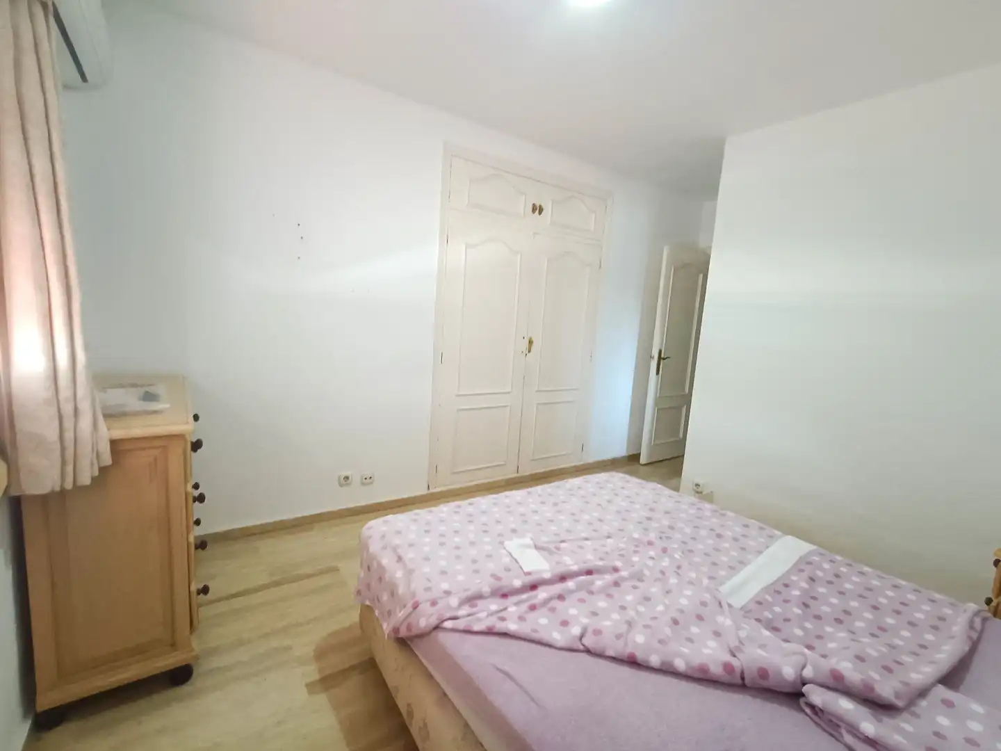 Habitación de Casa o chalet en venta en Espartinas con Aire acondicionado, Jardín privado y Terraza