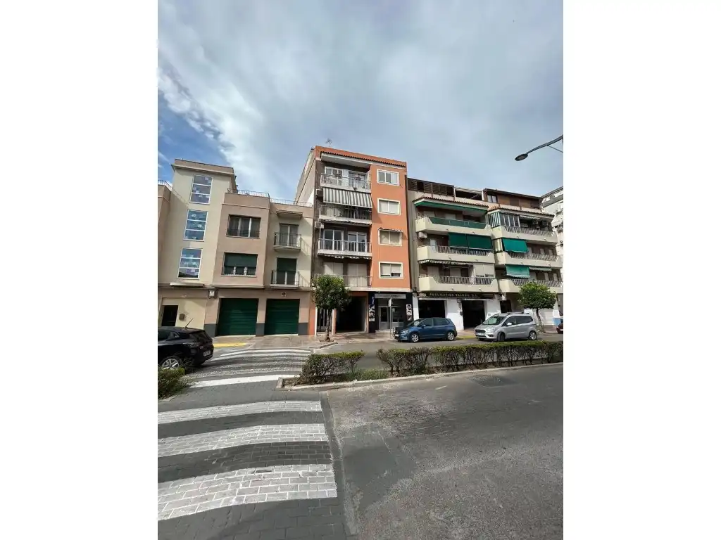 Flat for sale in Carcaixent