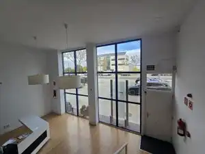 Nave industrial en alquiler en Urbanización Este - Montepríncipe, imagen 5
