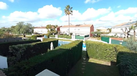 Exclusiva Unifamiliar en Cambrils Amplitud y Privacidad a pasos del Puerto Deportivo
