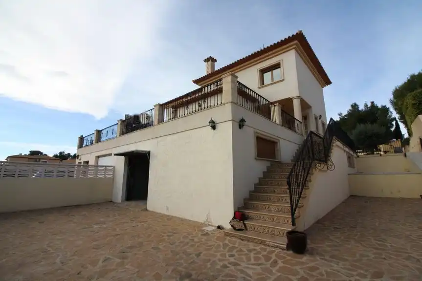 Casa o xalet en venda a El Tossal - Bello Horizonte