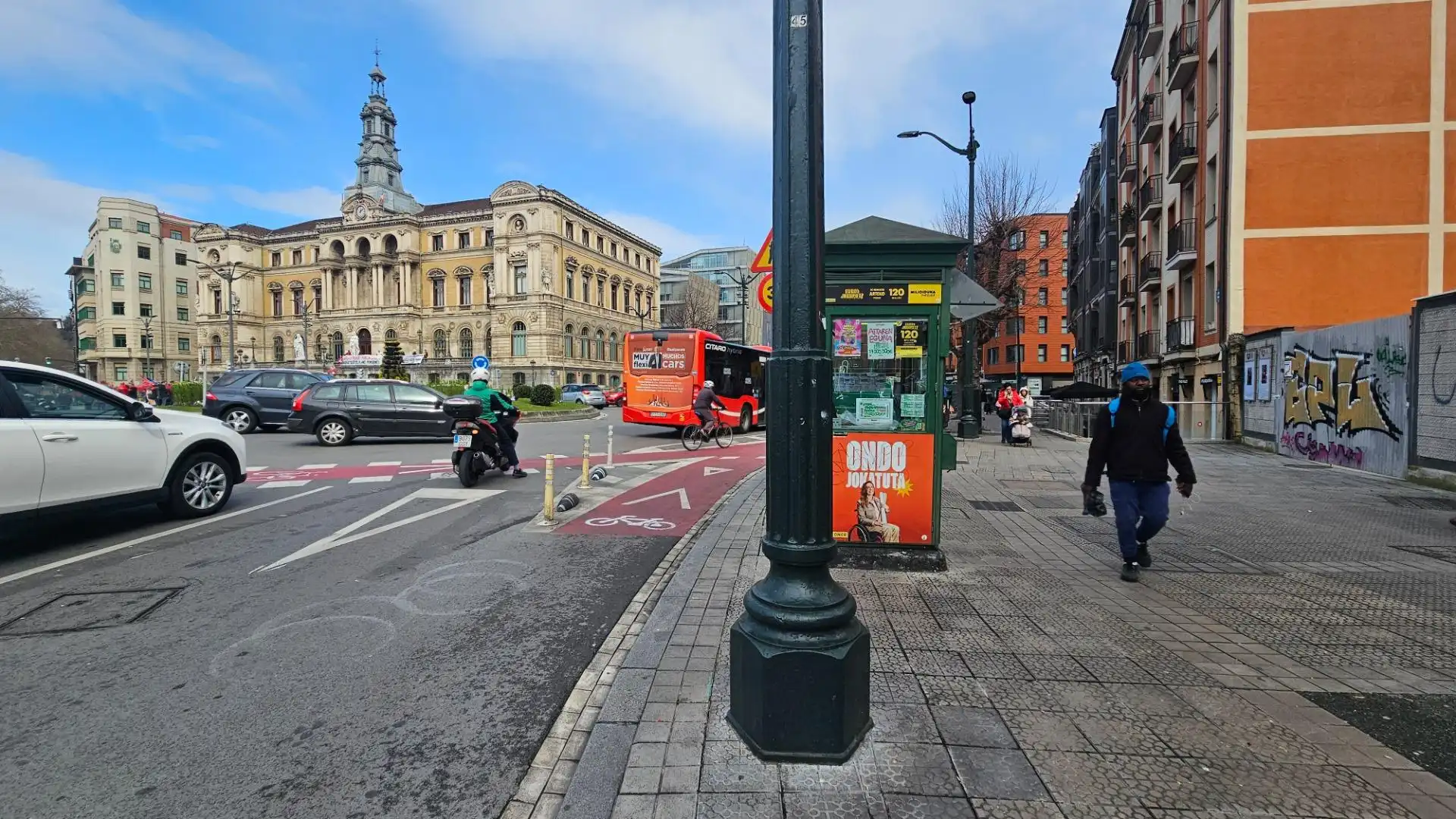 Vista exterior de Piso en venta en Bilbao  con Calefacción, Terraza y Balcón