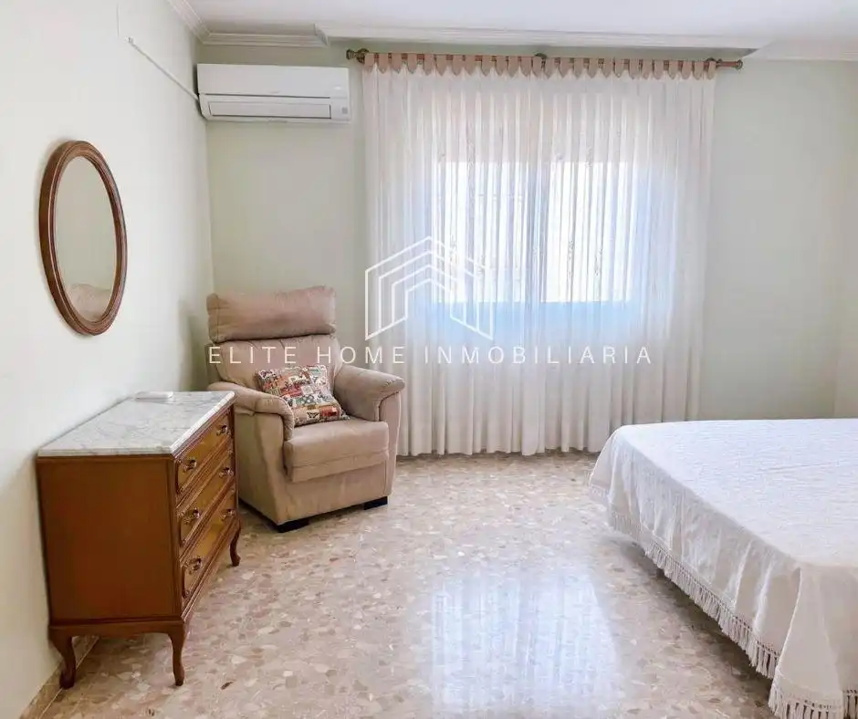 Detached homes for rent in Estación - Universidad