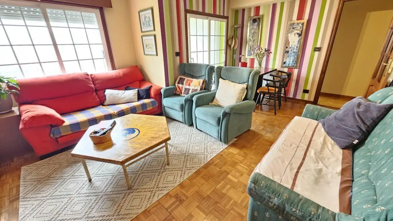 Sala de estar de Piso en venta en Mos con Calefacción, Trastero y Amueblado