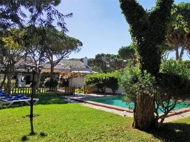 Casa de lloguer a Avenida de la Barrosa 5A
