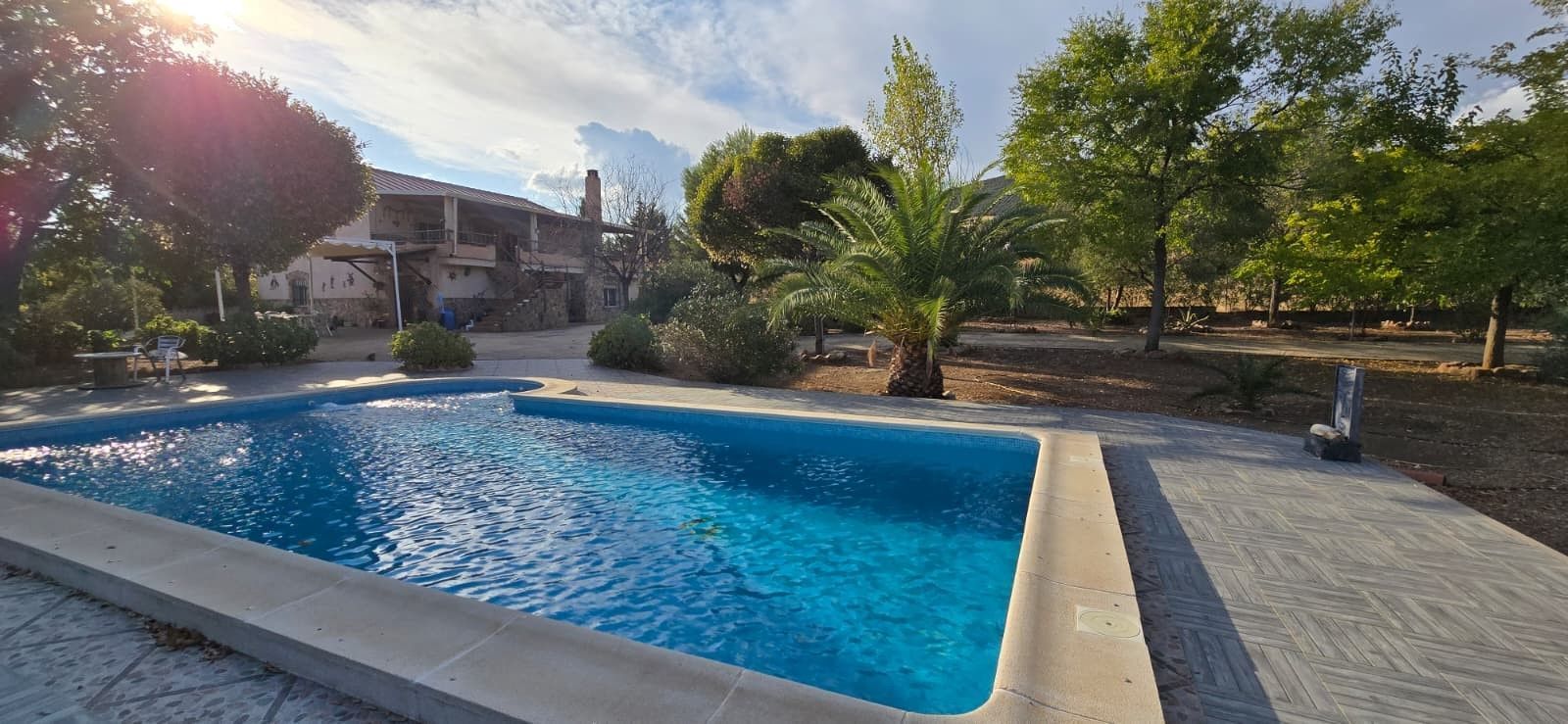 Piscina de Finca rústica en venda en Hinojosas de Calatrava amb Aire condicionat, Terrassa i Traster