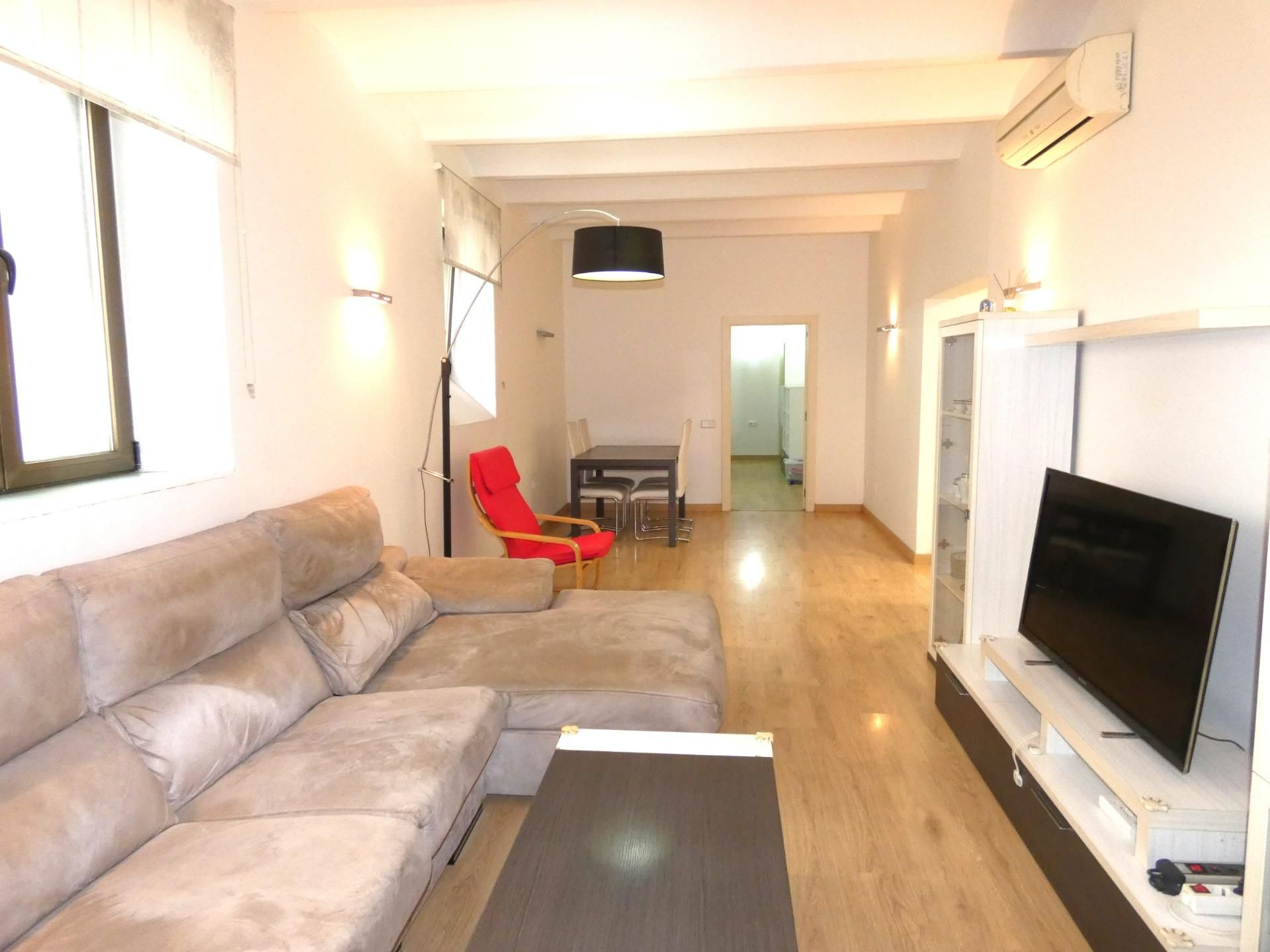 Sala d'estar de Pis en venda en  Barcelona Capital amb Aire condicionat, Calefacció i Parquet