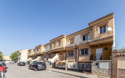 Exterior view of Single-family semi-detached for sale in Cijuela  with Terrace