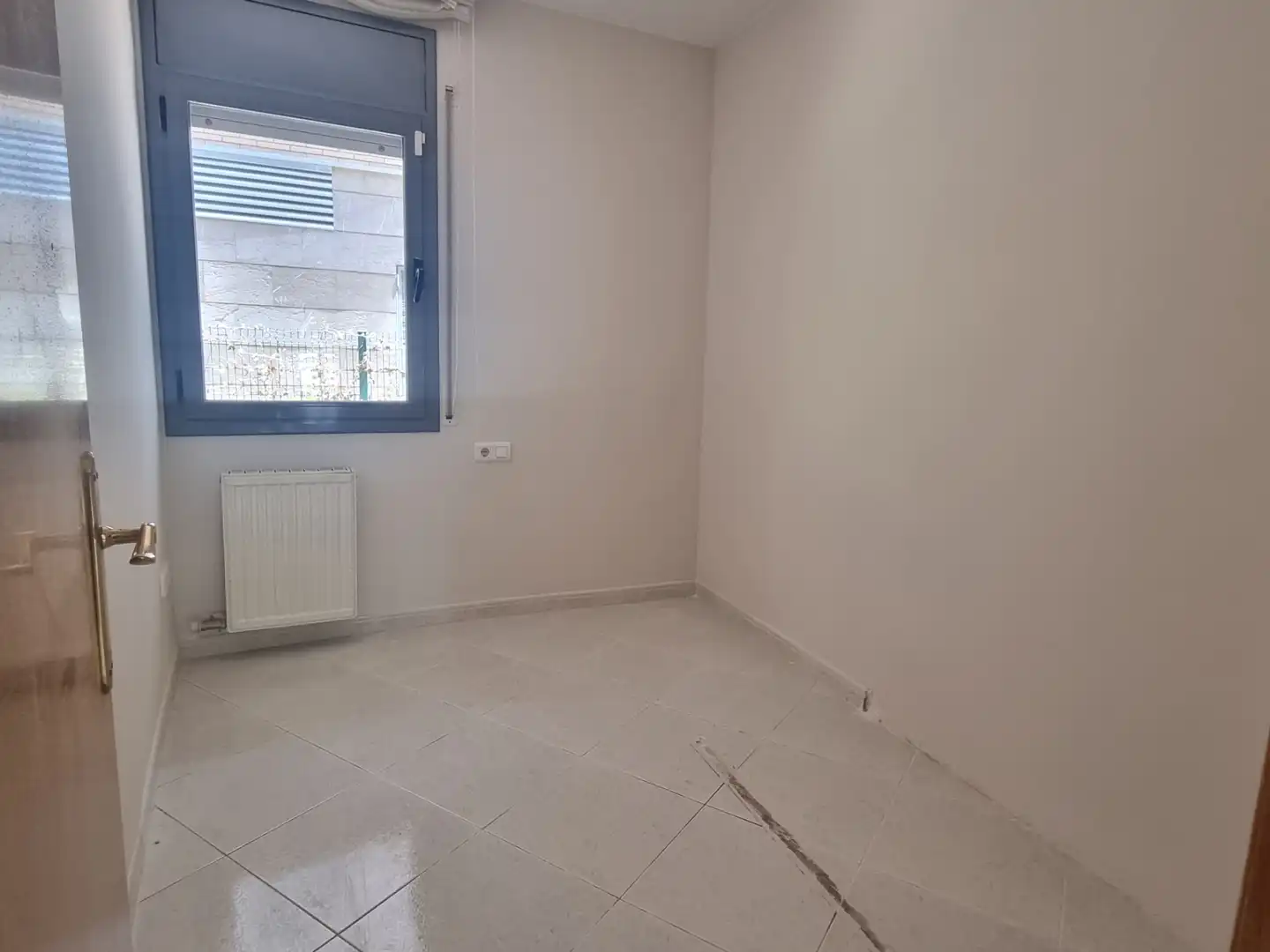 Planta baja en venta en Eixample Sud – Migdia