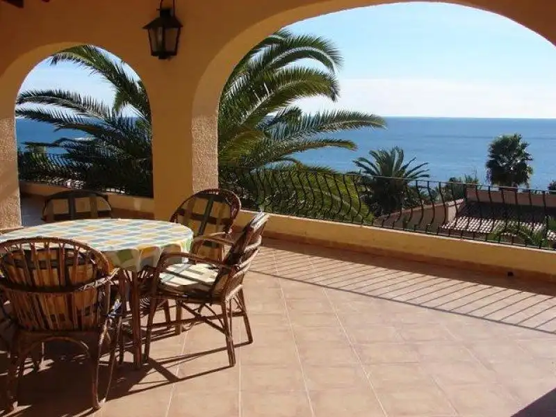 Casa con jardín en venta en Canuta, imagen 7