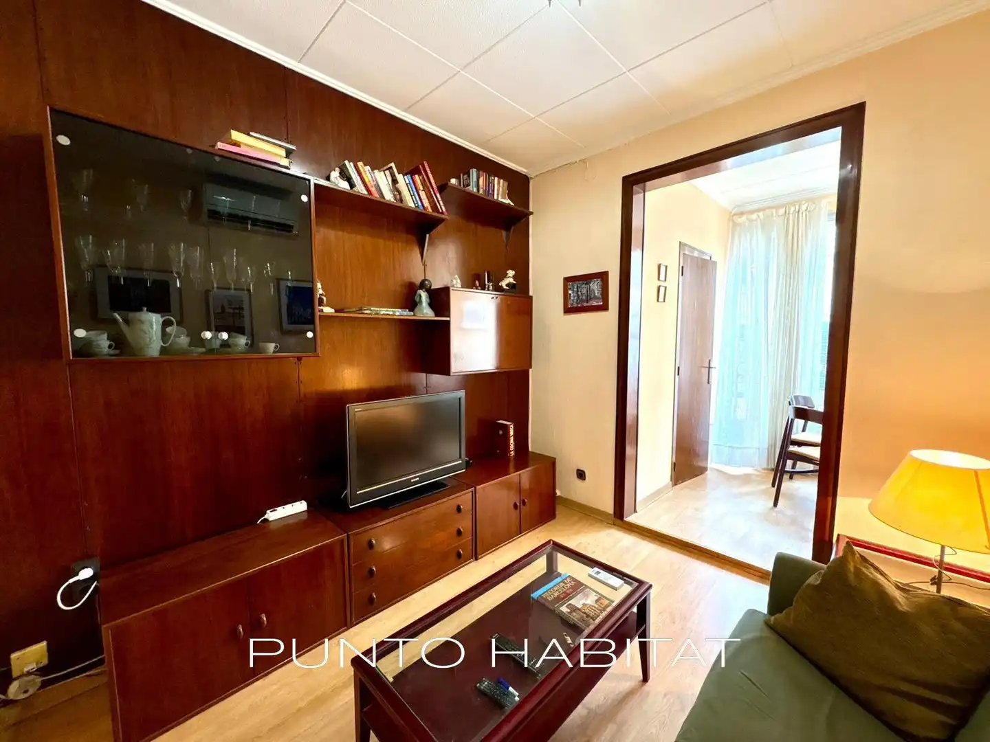 Living room of Flat for sale in Barcelona  with Air Conditioner, Heating and Parquet flooring