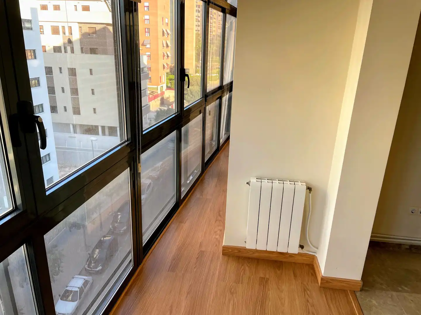 Flat with terrace to rent in Carrer Científico Jaime Santana, imagen 4