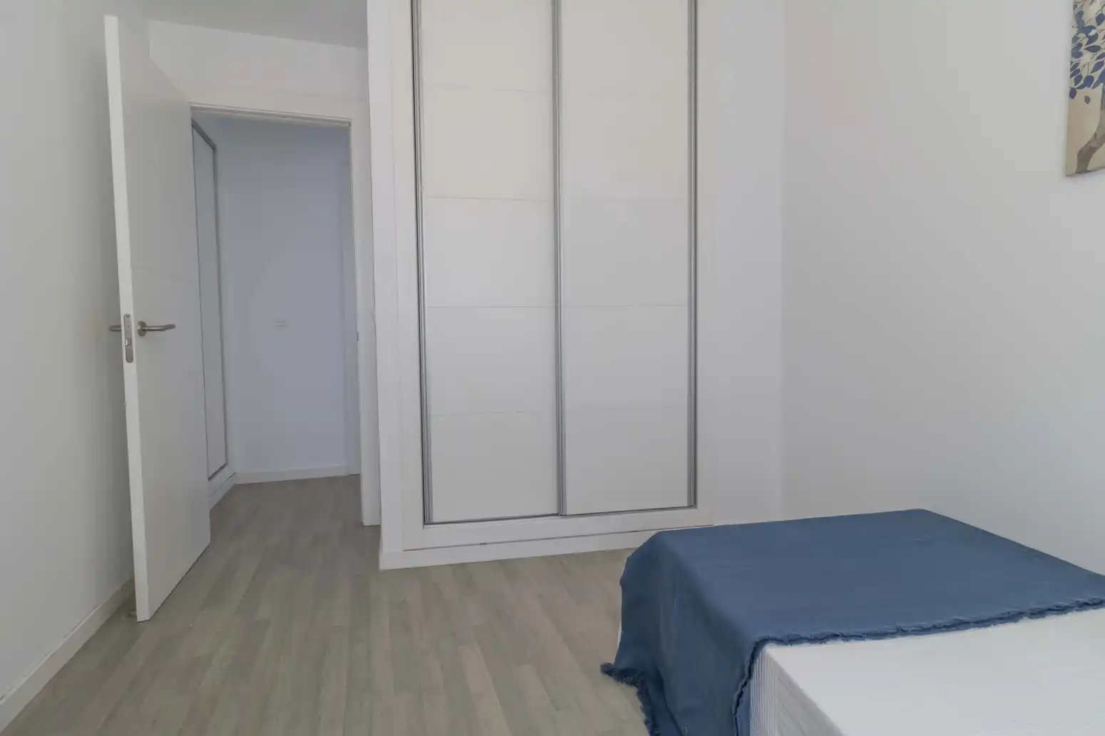 Habitación de Piso en venta en Sevilla con Aire acondicionado, Calefacción y Jardín privado
