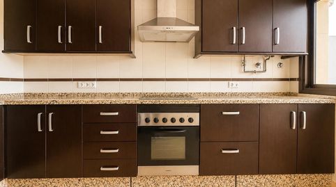 Foto 5 de Piso en venta en Juan Gris, Santa Cristina - San Rafael, Málaga Capital