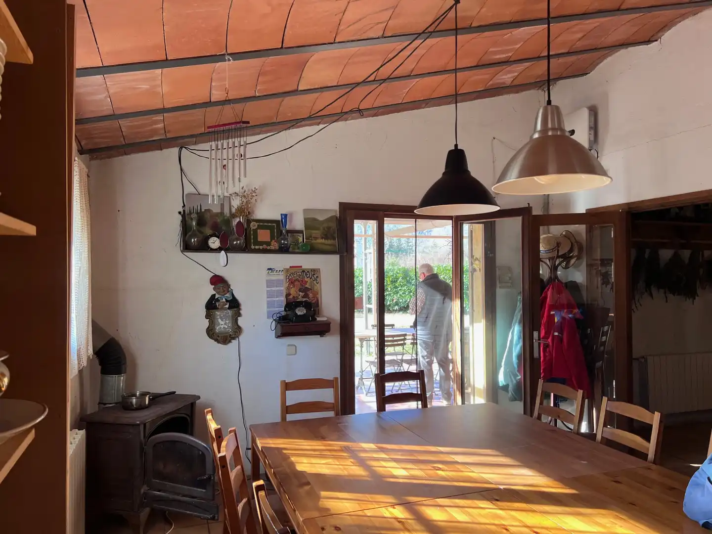 Menjador de Finca rústica en venda en Mieres (Girona) amb Aire condicionat, Jardí privat i Parquet