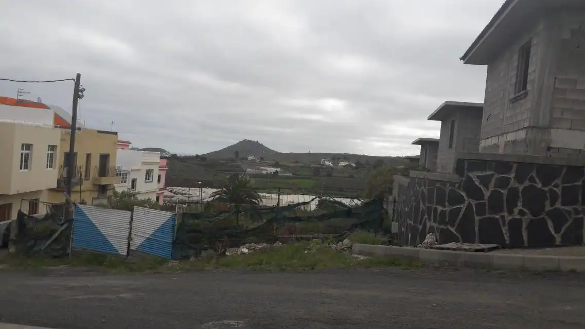 Terreno industrial en venta en Firgas