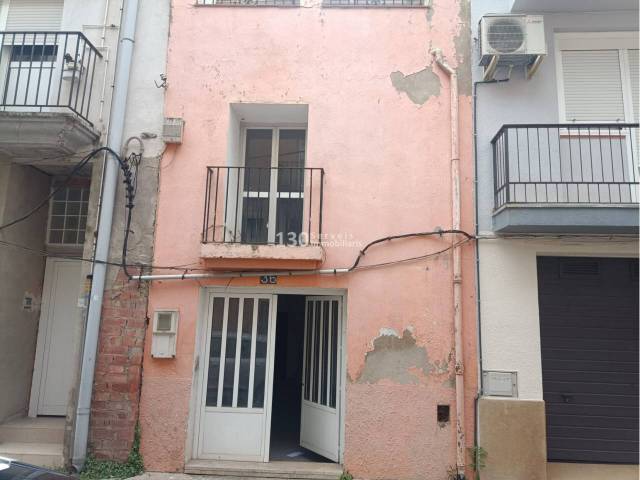 Casa-chalet en Venta en Calle  SANT PASQUAL en Ulldecona