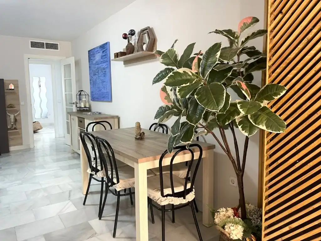 Menjador de Apartament en venda en Garrucha amb Aire condicionat i Piscina comunitària