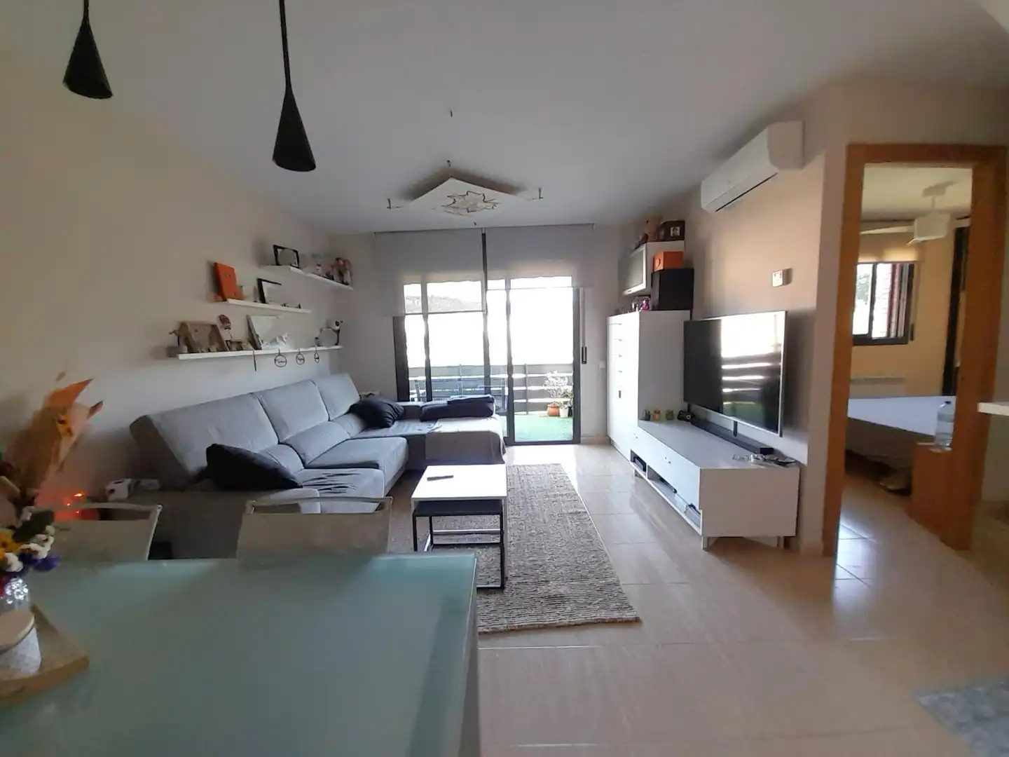 Sala de estar de Piso en venta en Arenys de Munt con Aire acondicionado, Calefacción y Terraza