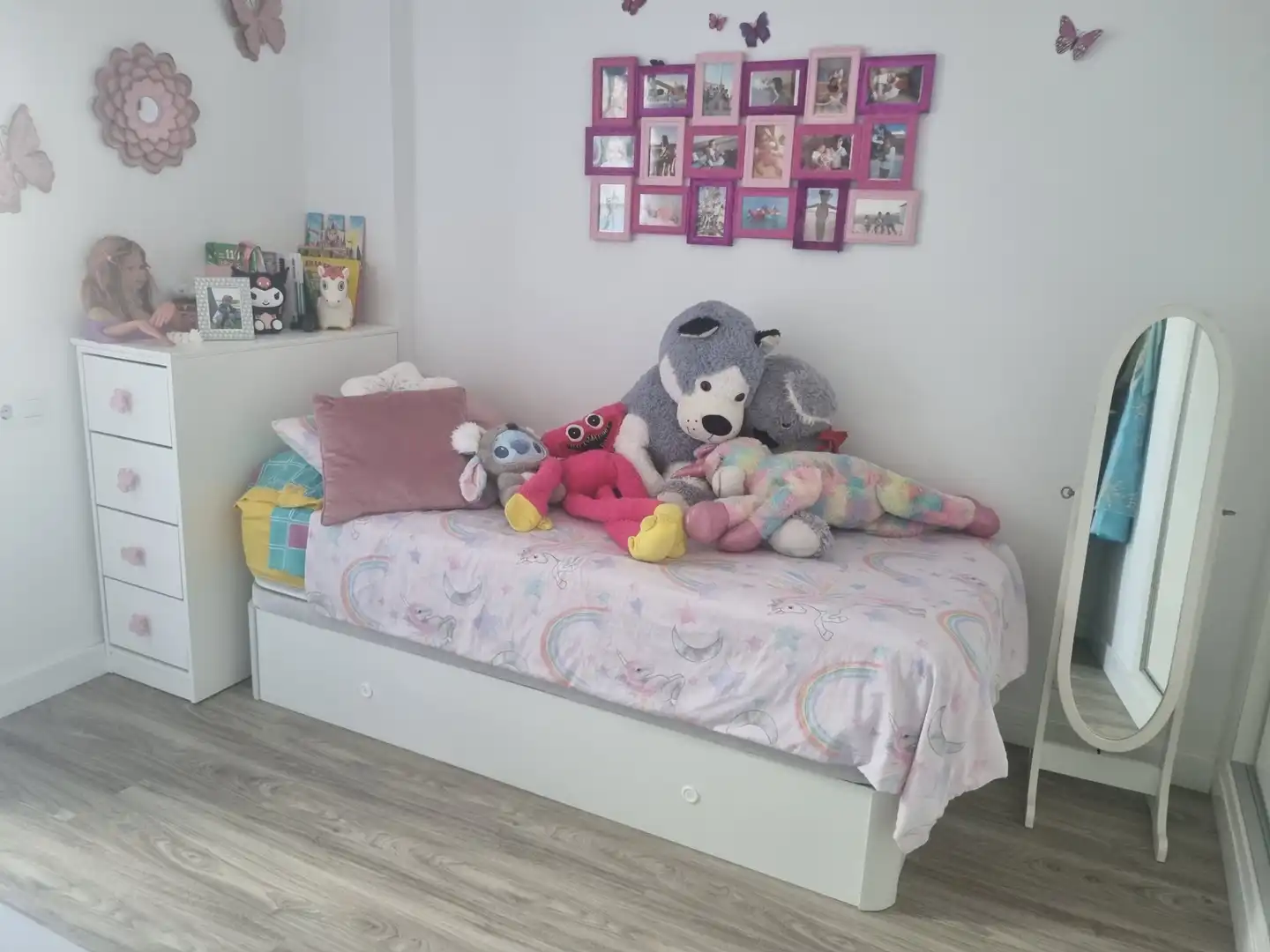 Habitación de Casa adosada de alquiler en San Fernando con Aire acondicionado, Calefacción y Jardín privado