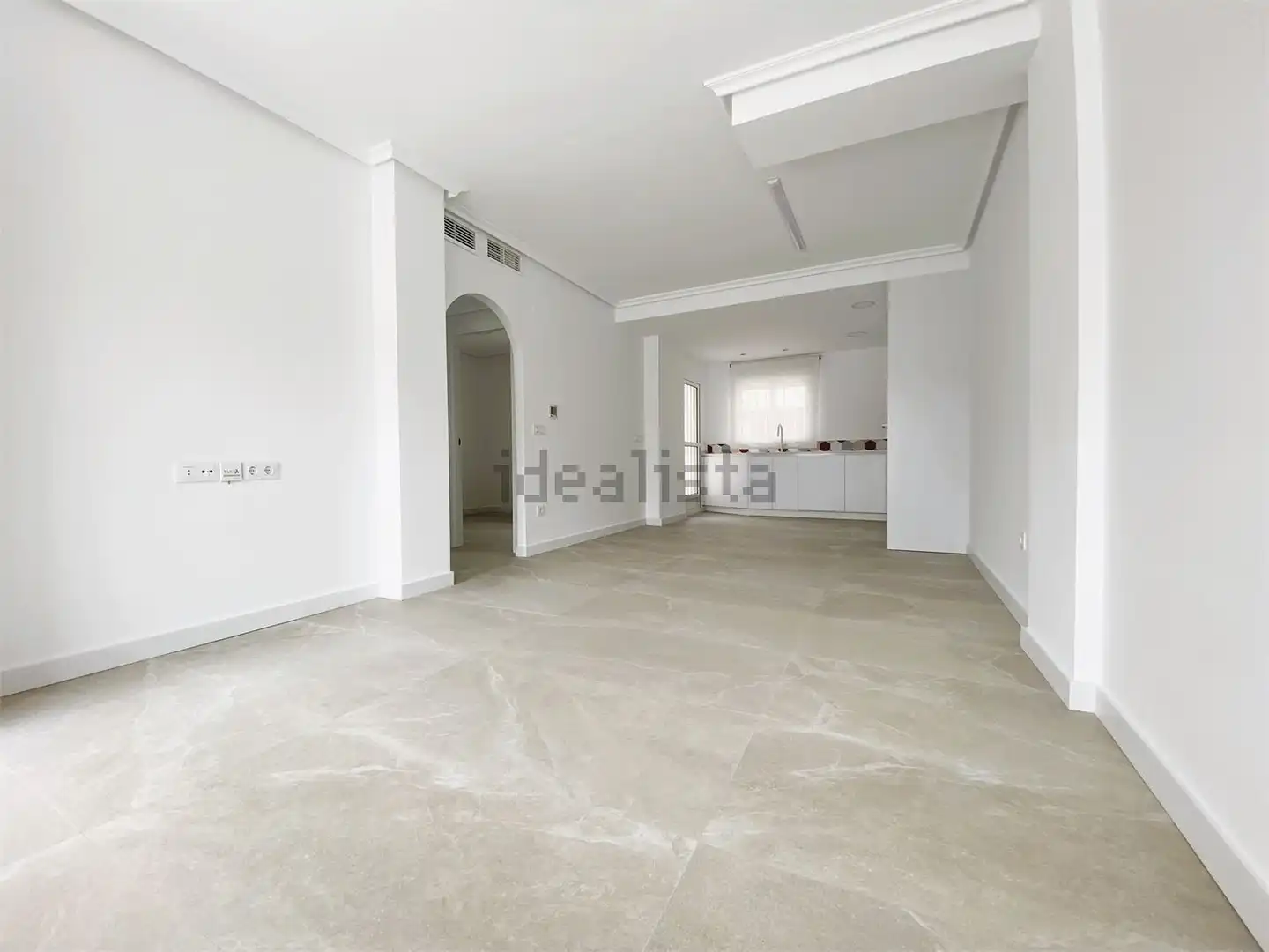 Vista exterior de Casa o xalet en venda en Pilar de la Horadada amb Aire condicionat, Jardí privat i Terrassa