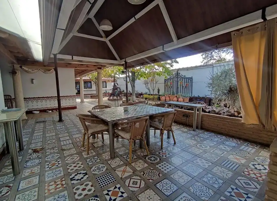 Casa amb piscina en venda a . Americas