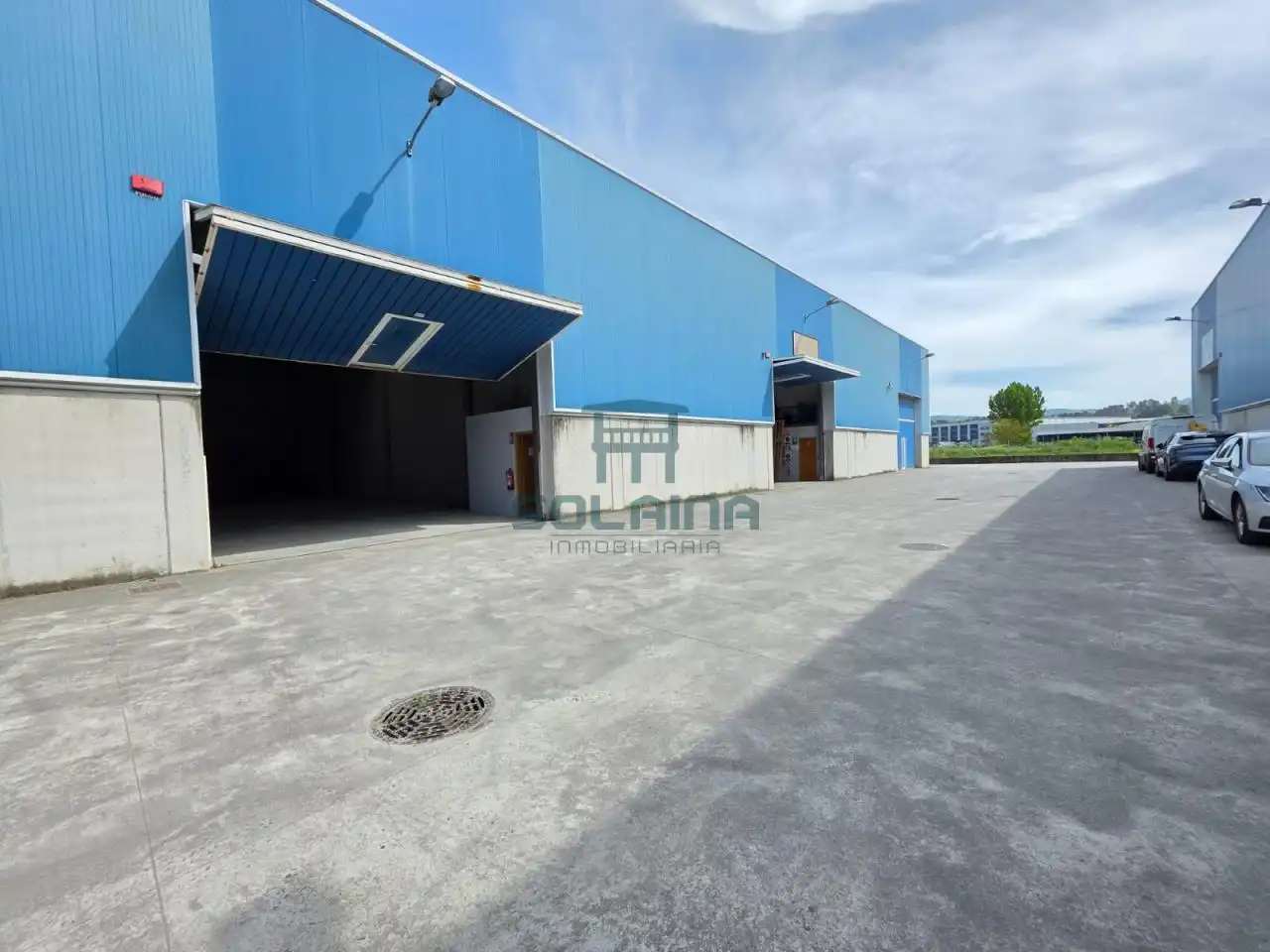 Exterior view of Industrial buildings for rent in San Cibrao das Viñas
