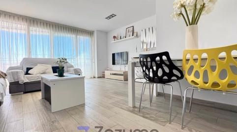 Photo 2 of Flat for rent in P.º de la Libertad, Centro - Muelle Pesquero, Torrevieja