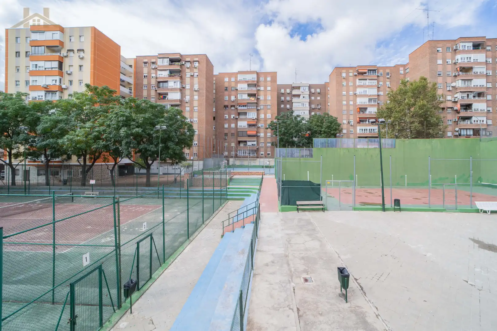 Piso en venta en Avenida de las Provincias, La Serna