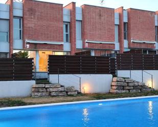 Piscina de Casa o xalet en venda en Sant Sadurní d'Anoia amb Aire condicionat, Terrassa i Piscina