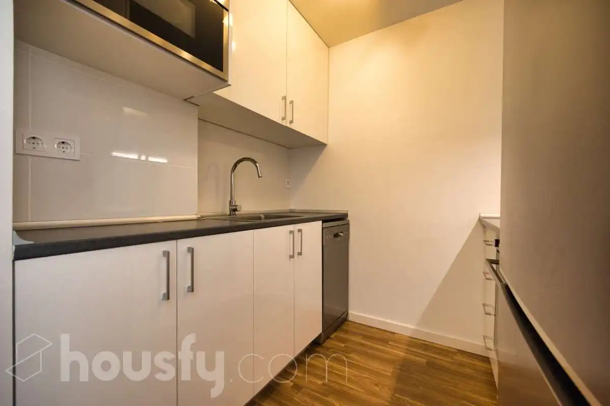 Kitchen of Study for sale in Torrevieja  with Air Conditioner, Parquet flooring and Furnished