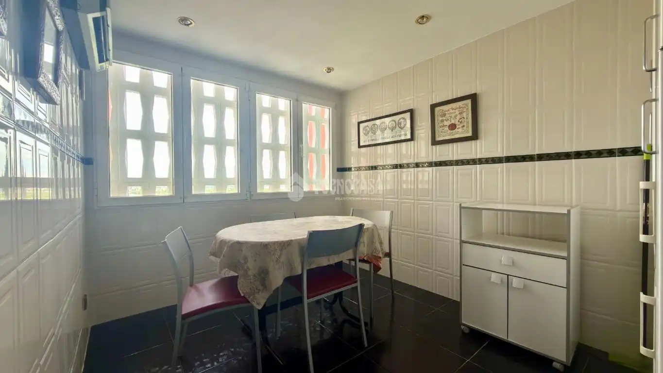 Comedor de Piso en venta en Madrid con Calefacción y Terraza