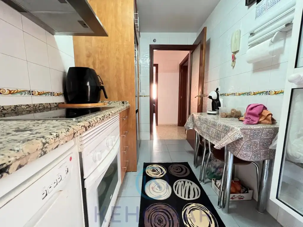 Kitchen of Flat for sale in Dos Hermanas