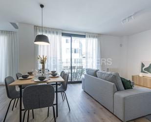 Sala d'estar de Apartament en venda en  Barcelona Capital amb Aire condicionat, Terrassa i Balcó