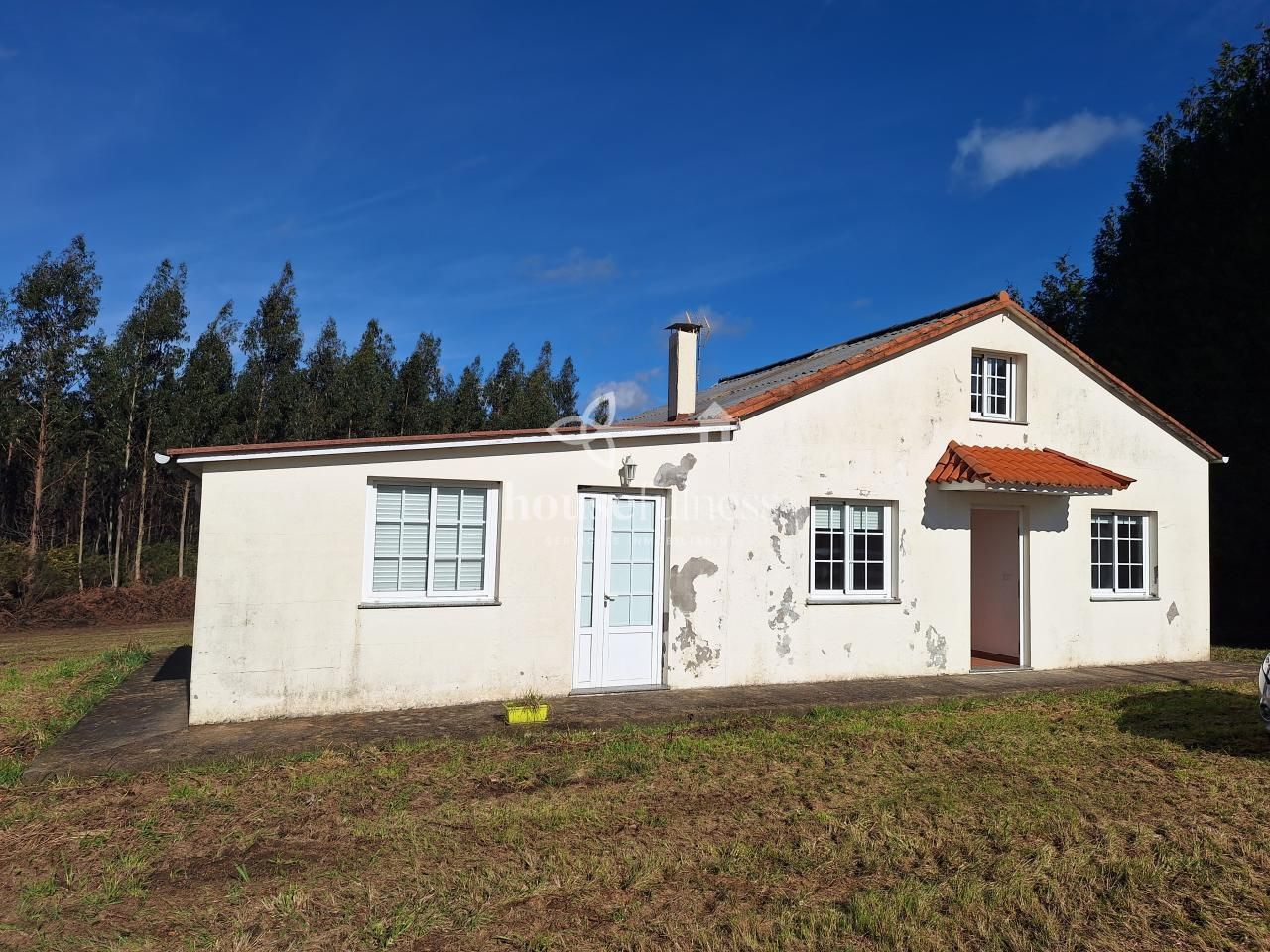 Vista exterior de Casa o xalet en venda en Cerdido amb Calefacció, Jardí privat i Terrassa