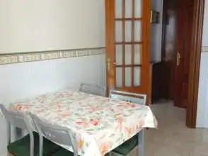 Esszimmer von Wohnung zur Miete in Gijón  mit Heizung und Abstellraum