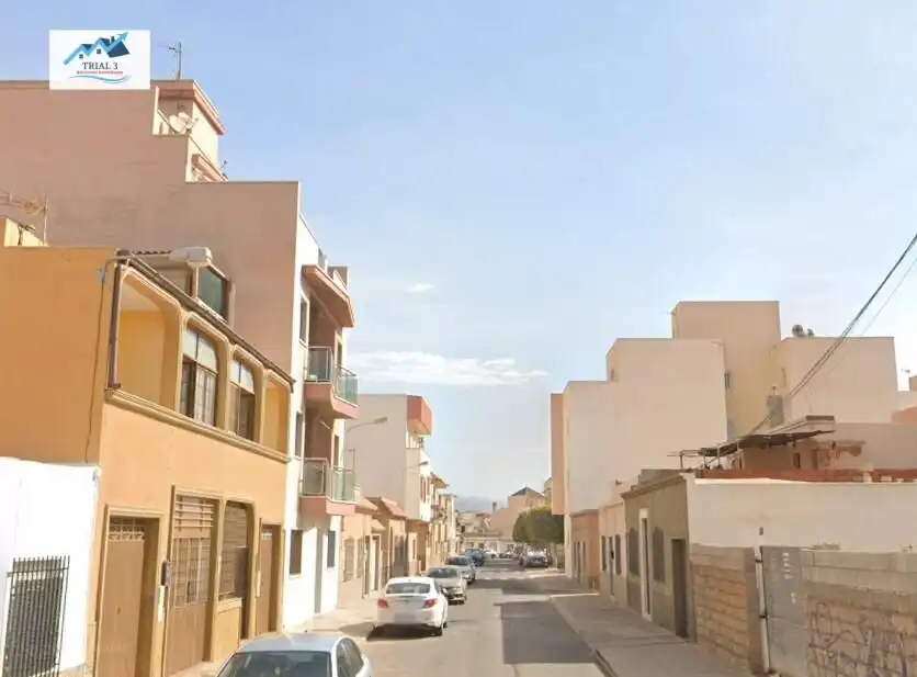 Appartamento con terrazza in vendita a Calle JUAN DE LA COSA (SD), imagen 2