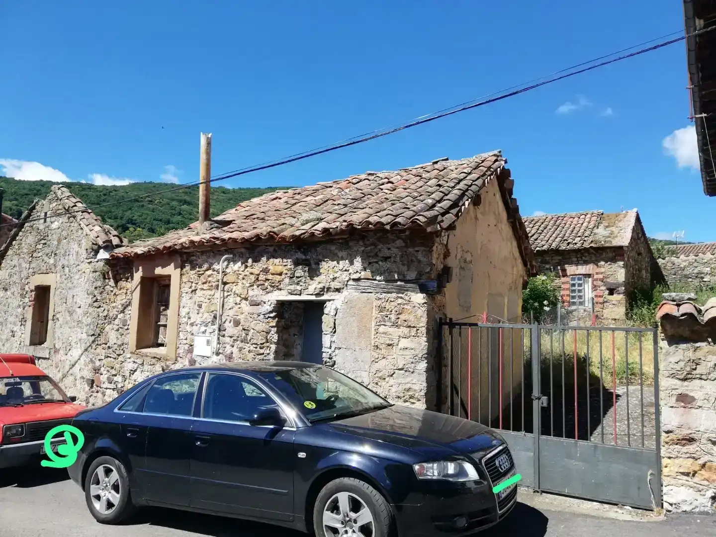 Vista exterior de Casa o xalet en venda en La Pola de Gordón 