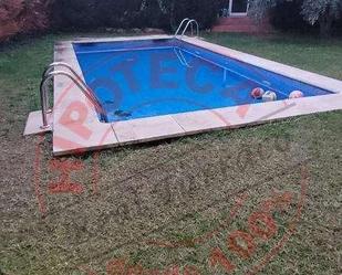 Piscina de Pis en venda en Alpicat amb Jardí privat, Terrassa i Balcó