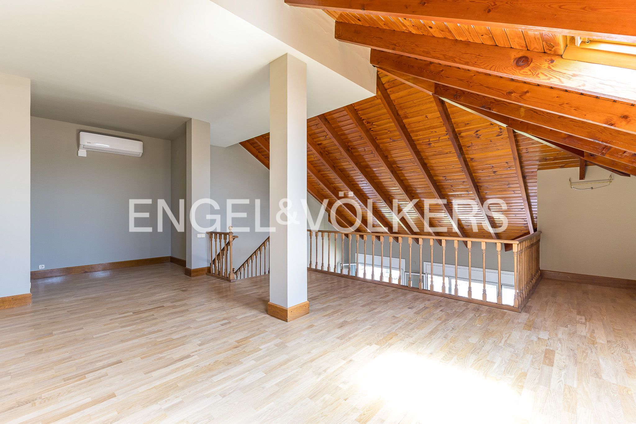 Dúplex de lloguer en  Barcelona Capital amb Aire condicionat, Calefacció i Parquet