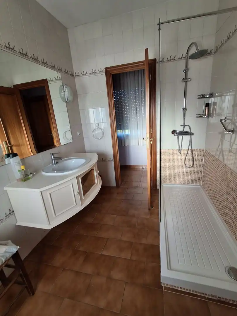 Baño de Casa o chalet en venta en Colmenar Viejo con Aire acondicionado, Calefacción y Terraza