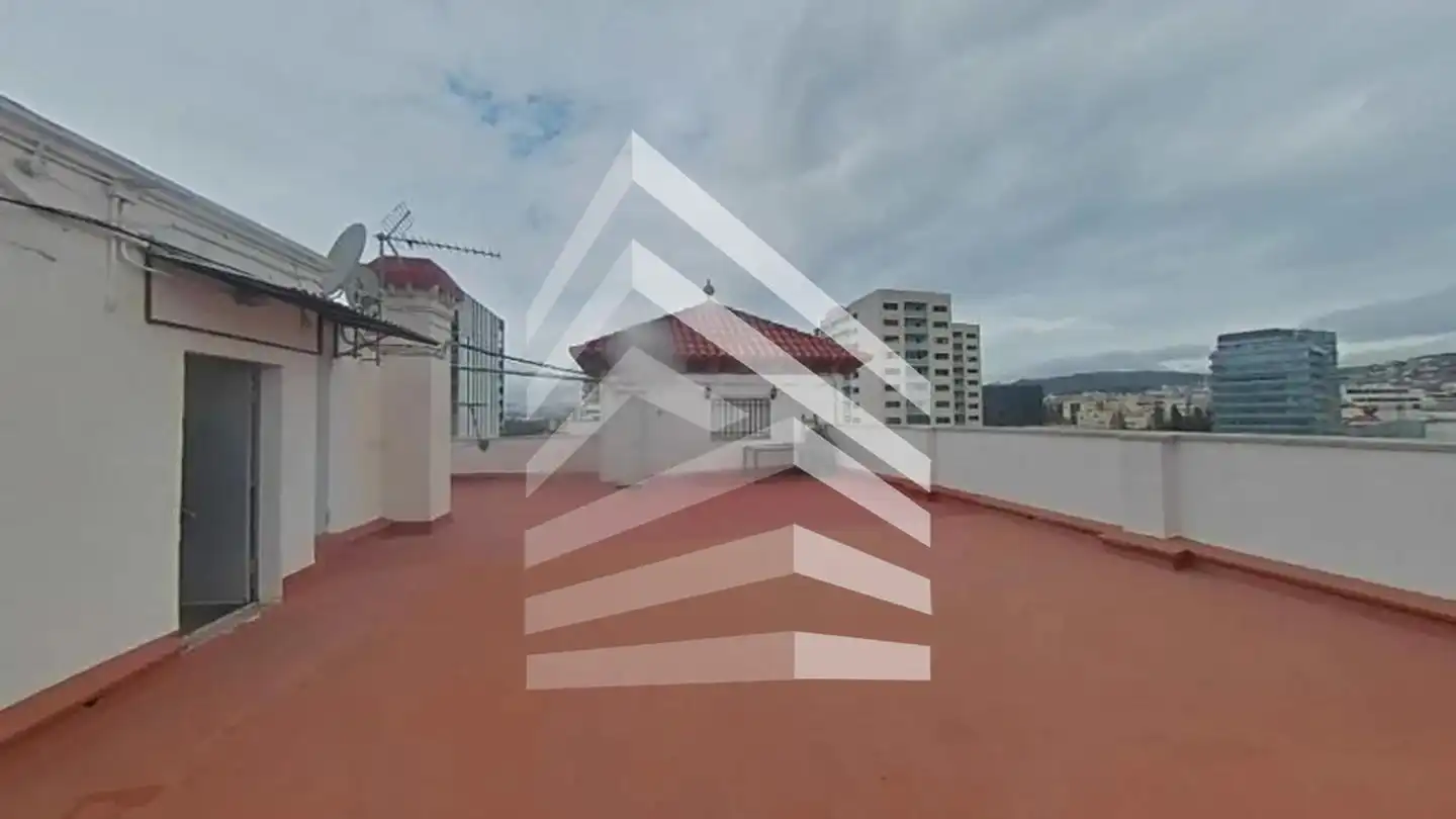 Piso en venta en D'Esplugues, El Pedró