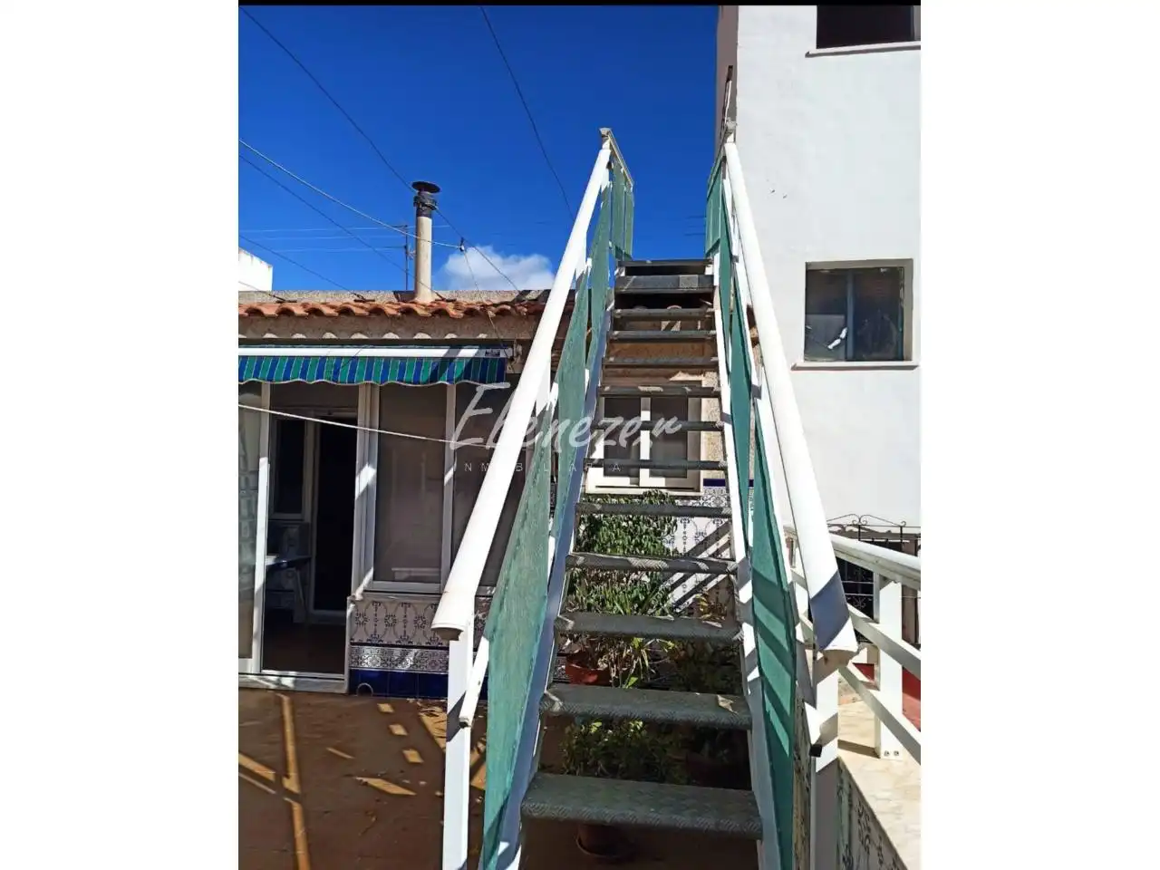 Vista exterior de Piso en venta en Cartagena con Jardín privado, Terraza y Trastero