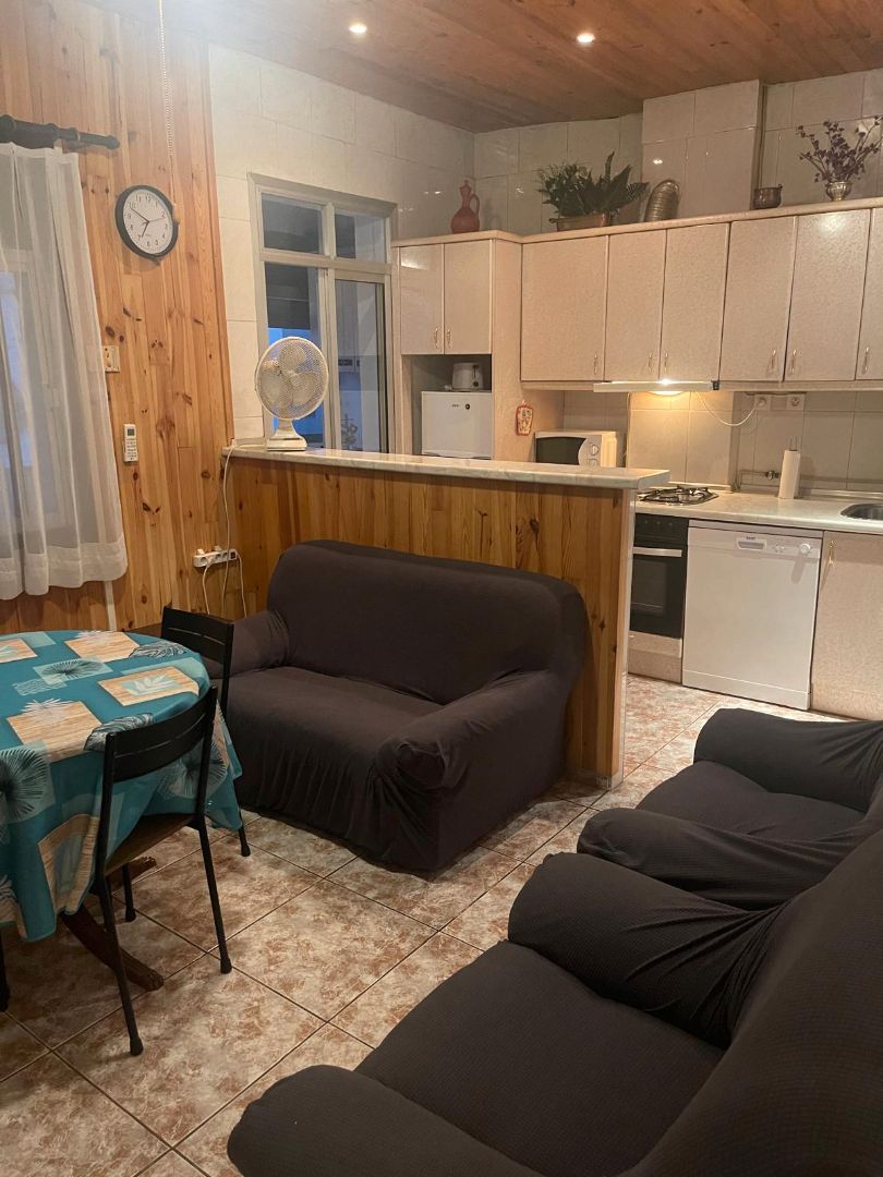 Kitchen of Flat to rent in  Zaragoza Capital  with Heating, Furnished and Oven