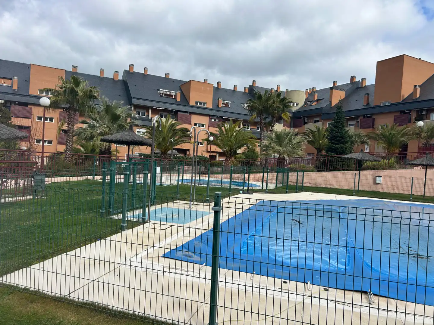 Piscina de Loft en venda en Villanueva del Pardillo amb Aire condicionat, Calefacció i Jardí privat