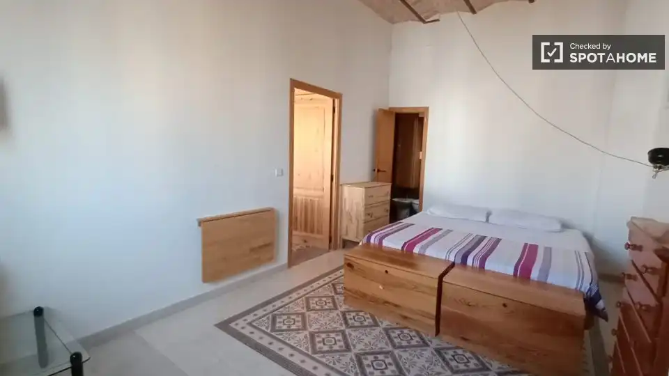 Room in Russafa